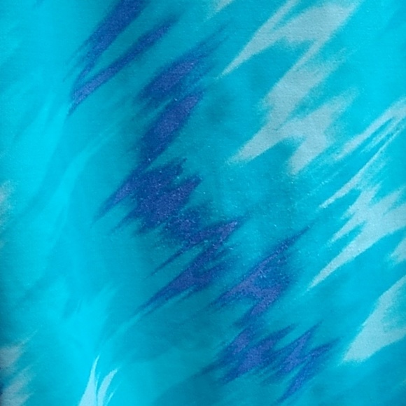 Nike Swimsuit - Picture 3 of 4